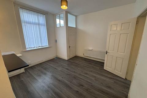 2 bedroom terraced house to rent, Owen Street, St Helens