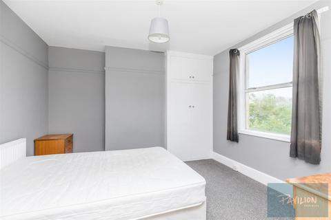 4 bedroom house to rent, Hollingdean Road, Brighton