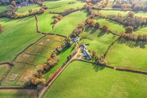 3 bedroom detached house for sale, Ton Road, Llangybi, Usk