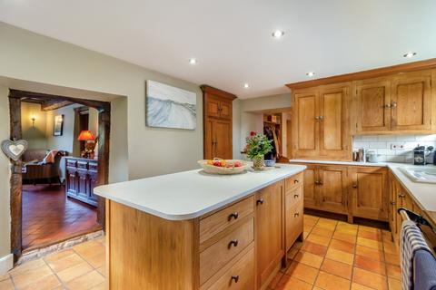 3 bedroom detached house for sale, Ton Road, Llangybi, Usk