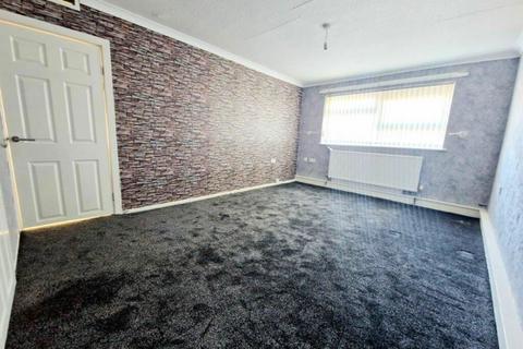 1 bedroom flat for sale, Walton Close, Heywood, Greater Manchester, OL10 2BN