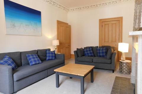 1 bedroom flat to rent, 7, Johnston Terrace, Edinburgh, EH1 2PW