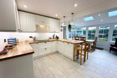 4 bedroom end of terrace house for sale, The Glebe, Wrington