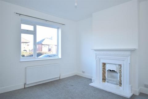 3 bedroom end of terrace house to rent, High Green Road, Normanton WF6