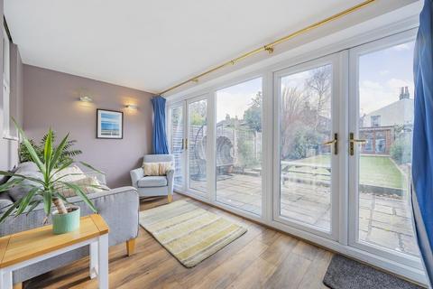 4 bedroom detached house for sale, Wyndham Road, Kingston Upon Thames KT2