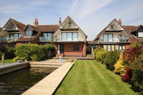 4 bedroom house to rent, Racing Reach, Horning Reach, Horning