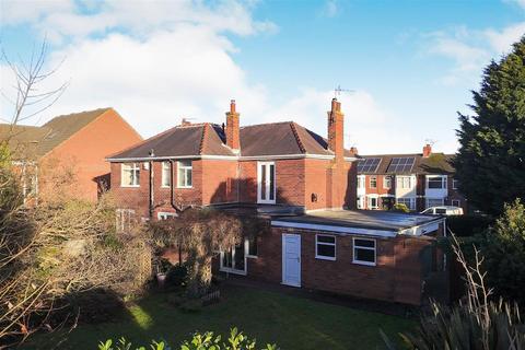 3 bedroom detached house for sale, Main Street, Willerby