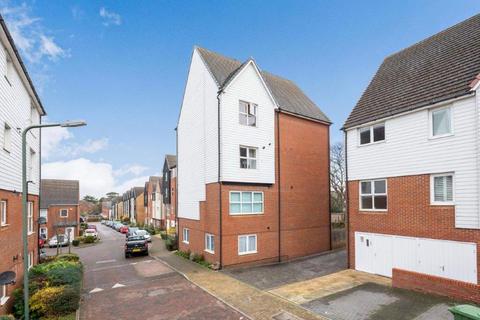 2 bedroom apartment to rent, Cloudeseley Close, Sidcup