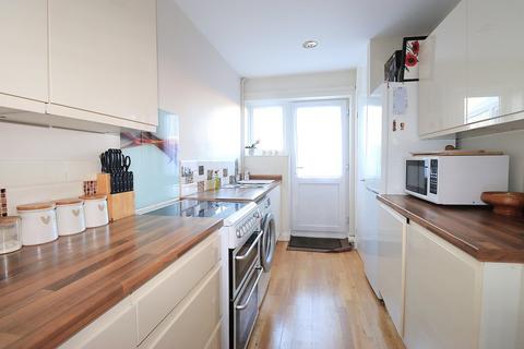 2 bedroom terraced house for sale, Kingsley Road, Farnborough GU14