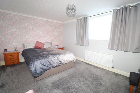 2 bedroom terraced house for sale, Kingsley Road, Farnborough GU14