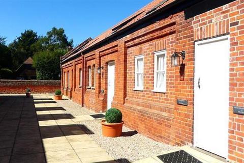 1 bedroom mews to rent, Saling Grove, Great Saling, Braintree