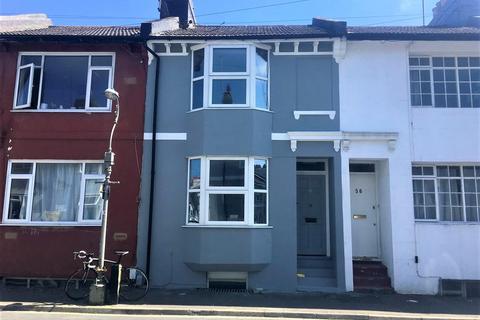 4 bedroom semi-detached house to rent, Park Crescent Road, Brighton