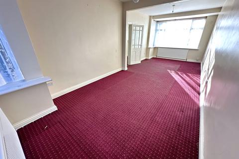 3 bedroom terraced house to rent, Wentworth Road,  Southall, UB2