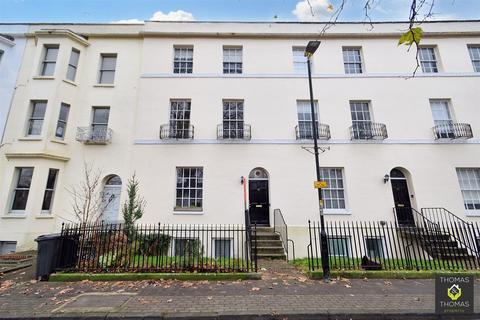 2 bedroom apartment for sale, Brunswick Square, Gloucester