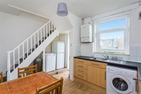 4 bedroom semi-detached house to rent, Franklin Street, Brighton