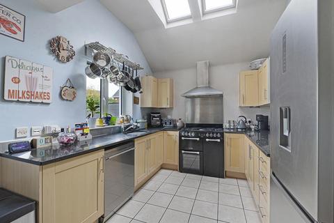 5 bedroom detached house for sale, The Lakes, Larkfield