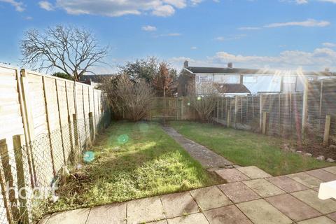 119 Hookfield, Harlow, CM18 6QL