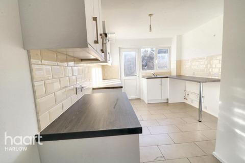 119 Hookfield, Harlow, CM18 6QL