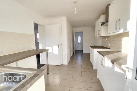 119 Hookfield, Harlow, CM18 6QL