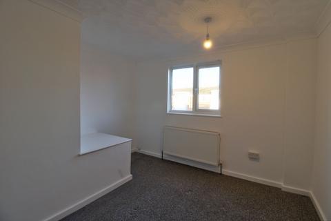 2 bedroom end of terrace house to rent, Harlow CM18