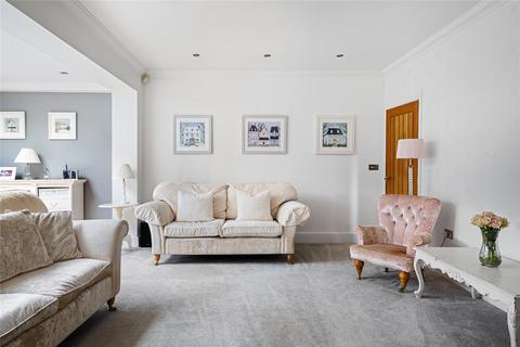 Holly Court Crabtree Green, Collingham, Wetherby, LS22 5AB