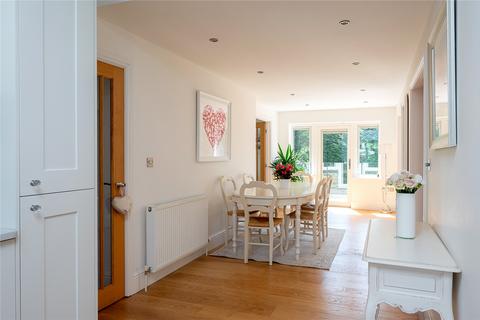 Holly Court Crabtree Green, Collingham, Wetherby, LS22 5AB