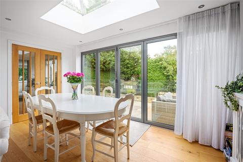 Holly Court Crabtree Green, Collingham, Wetherby, LS22 5AB