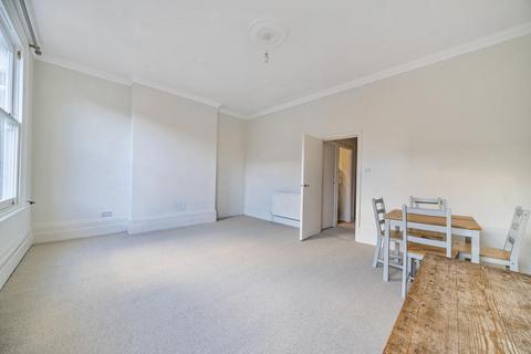 1 bedroom flat for sale, Essex Road, Acton