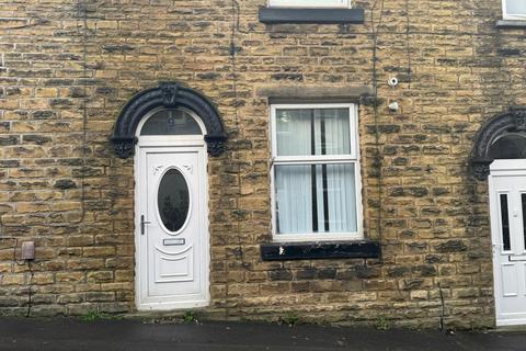 4 bedroom terraced house to rent, Ethel Street, BD20