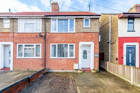 3 bedroom semi-detached house for sale, Enstone Road, Lowestoft