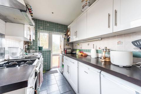 3 bedroom flat for sale, Palermo Road, Kensal Green, London, NW10