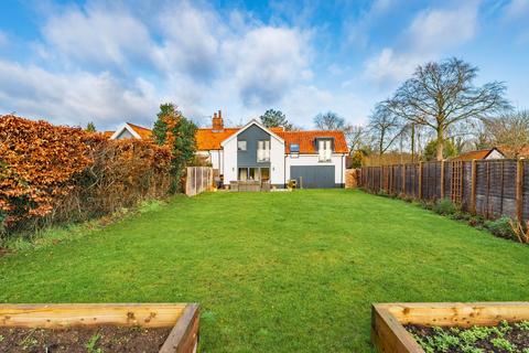 4 bedroom semi-detached house for sale, Low Road, Tasburgh