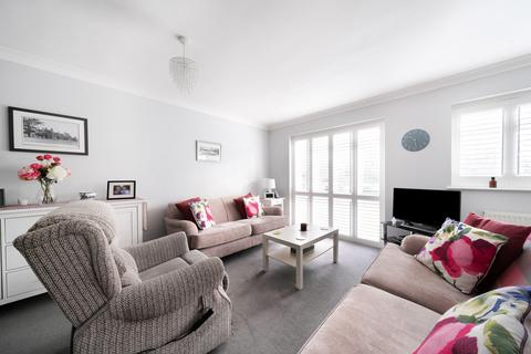 Flat 1, Rossmore Chislehurst Road, Sidcup, DA14 6BJ