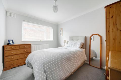Flat 1, Rossmore Chislehurst Road, Sidcup, DA14 6BJ