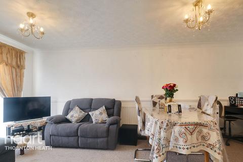 1 bedroom apartment for sale, Whitehorse Lane, London