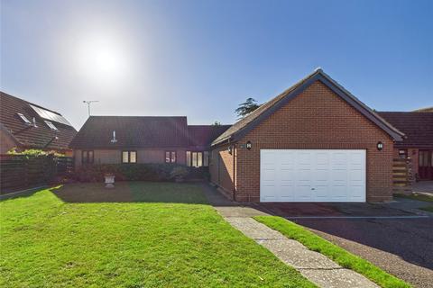 3 bedroom bungalow for sale, Brinkley Way, Felixstowe, Suffolk, IP11
