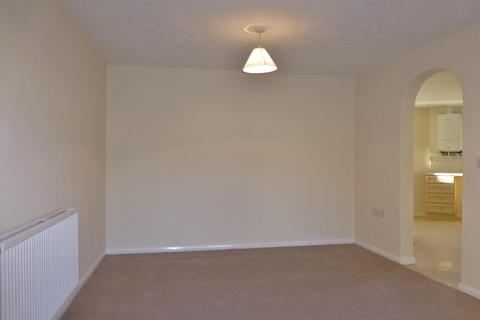 2 bedroom maisonette to rent, Goldfinch Road, Uppingham LE15