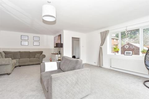 4 bedroom semi-detached house for sale, Roman Way, Havant, Hampshire