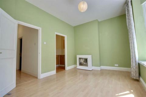 1 bedroom flat for sale, 99A Elm Grove, Southsea, Hampshire, PO5 1LH