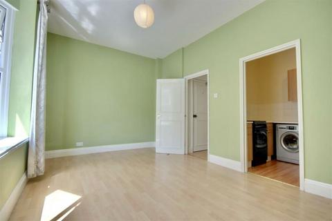 1 bedroom apartment for sale, 99A Elm Grove, Southsea, Hampshire, PO5 1LH