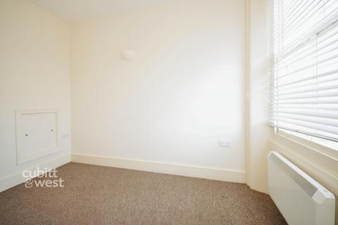 1 bedroom flat to rent, Adelaide Crescent Hove BN3