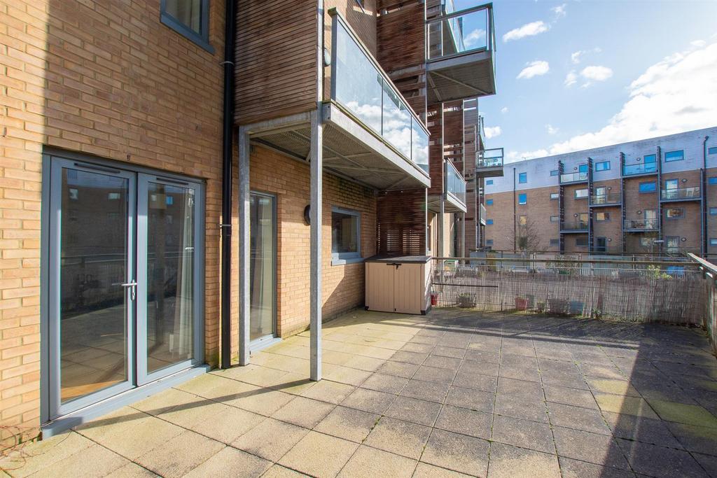 5 lichfield house balcony.jpg