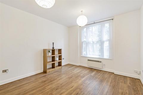 1 bedroom flat for sale, Penge Road, London