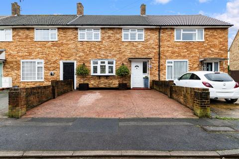 3 bedroom terraced house for sale, Preston Lane, Tadworth