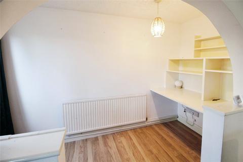 2 bedroom terraced house to rent, Beeley West,, Basildon, SS14