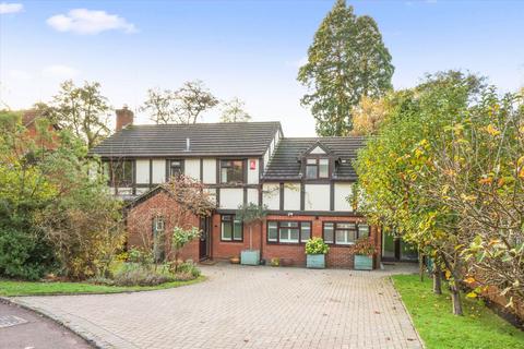 11 Moorend Glade, Charlton Kings, Cheltenham, GL53 9AT
