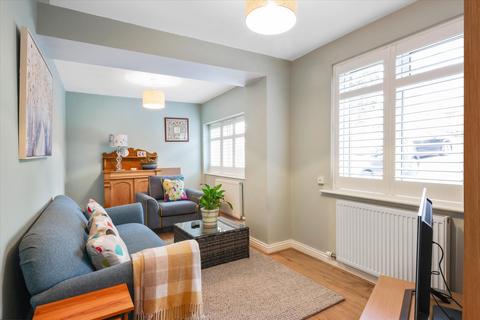 11 Moorend Glade, Charlton Kings, Cheltenham, GL53 9AT