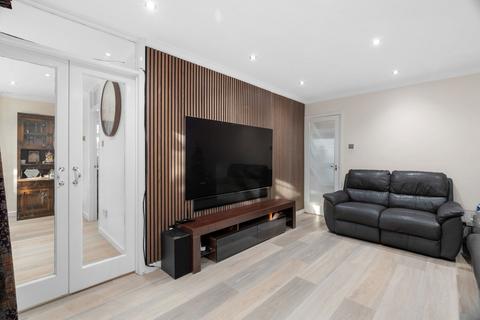 2 Gladstone Way, Cambridge, CB1 9JF