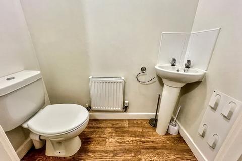 2 bedroom terraced house for sale, Wool