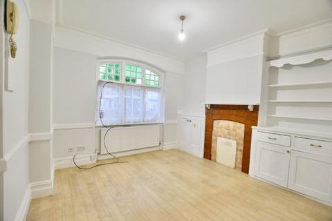 1 bedroom flat to rent, Golfe Road, Ilford, IG1